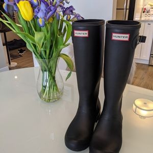 Hunter boots matte black